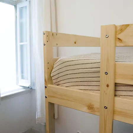 Keep Touch Hostel Lisbon