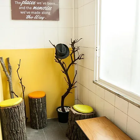 Keep Touch Hostel Lisbon